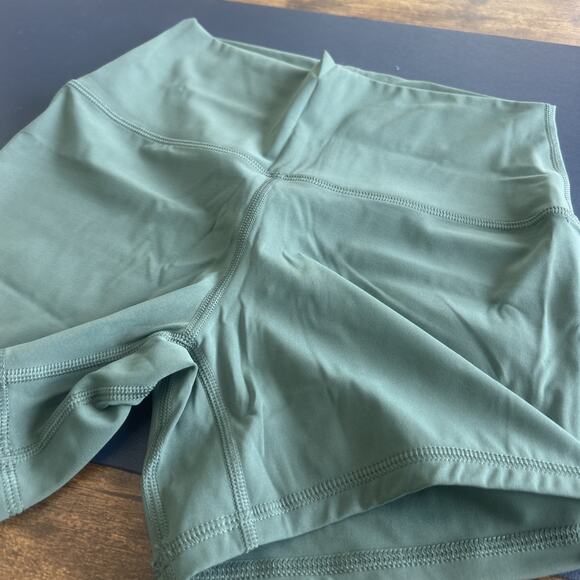 CRZ Yoga Butterluxe Biker Shorts 4'' - High Waisted Booty Workout Volleyball S - Picture 11 of 12